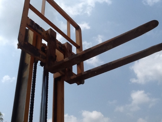 รถยกToyota 4fd1.8 เครื่องดีเซล สภาพดีเก่าญี่ปุ่น