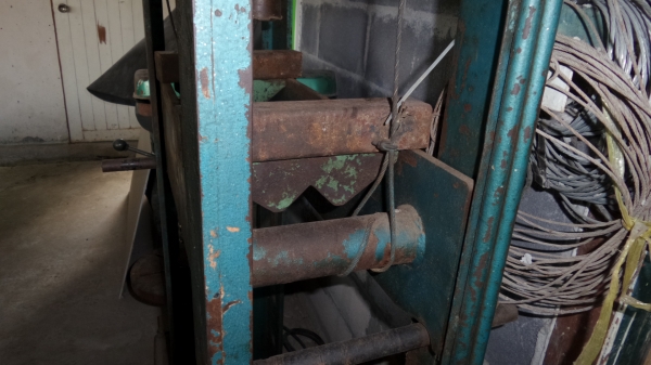 ขายแท่นอัดไฮดรอลิค 30 ต้น ขายแท่นอัดไฮดรอลิค 30 ต้น