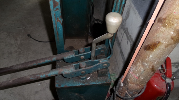 ขายแท่นอัดไฮดรอลิค 30 ต้น ขายแท่นอัดไฮดรอลิค 30 ต้น