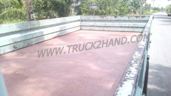 รถบรรทุก 6 ล้อ   ISUZU NKR    110 แรงม้า(มาดูสภาพรถและทดลองขับดูก่อน ส่วนเรื่องราคาต่อรองกันได้ครับ)