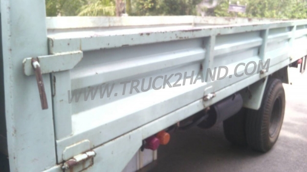 รถบรรทุก 6 ล้อ   ISUZU NKR    110 แรงม้า(มาดูสภาพรถและทดลองขับดูก่อน ส่วนเรื่องราคาต่อรองกันได้ครับ)