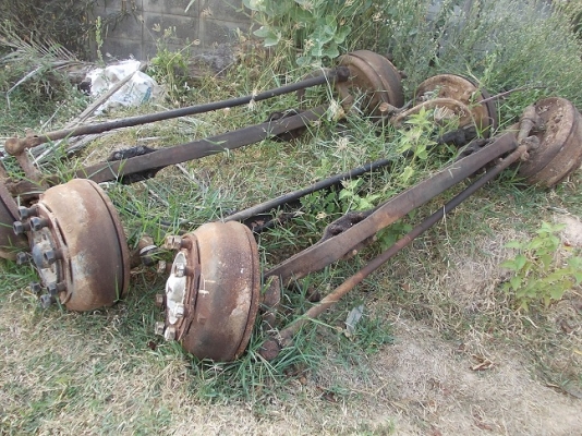 ขายคานหน้า-เสื้อเพลาและเฟืองท้าย ISUZU