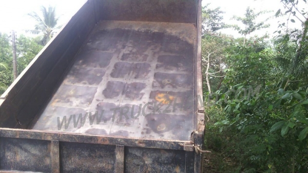 รถบรรทุก 6 ล้อ ดัมพ์ ISUZU NPR 120 แรงม้า(มาชมรถดูสภาพก่อนและสามารถต่อรองราคาได้อีก ที่ศูนย์พักรถ truck2hand จังหวัดสระบุรี)