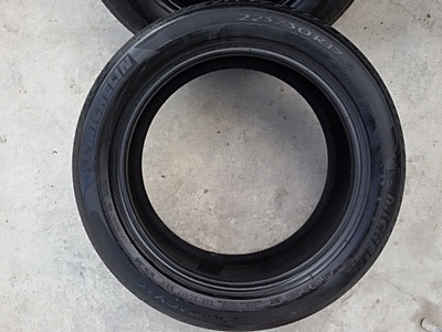 ขายยาง225/50/17 ปี 2512 MICHERLIN PRIMACY 4 เส้น
