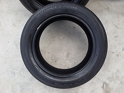 ขายยาง215/55/17 ปี 4912 BRIDGESTONE TURANZA ER33 4 เส้น ขายยาง215/55/17 ปี 4912 BRIDGESTONE TURANZA ER33 4 เส้น