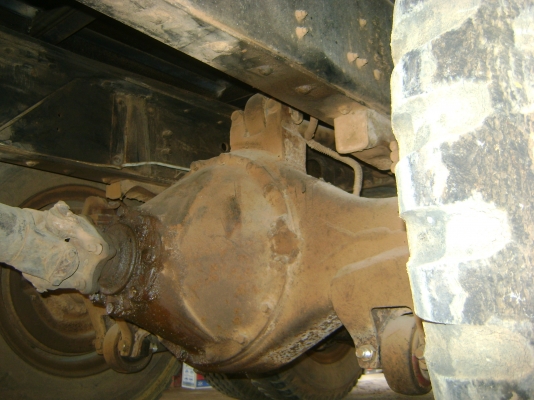 หางรถเกี่ยว     ราคา 550,000  บาท