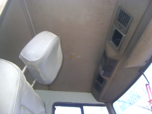 หางรถเกี่ยว     ราคา 550,000  บาท