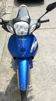 wave125s ปี49 กท352 สีน้ำเงินดำ เครื่องดี เอกสารโอนลอย 15,500