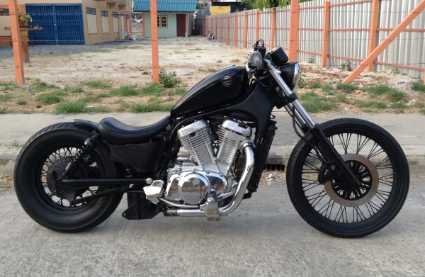 ด่วนๆ Intruder400 Bobber