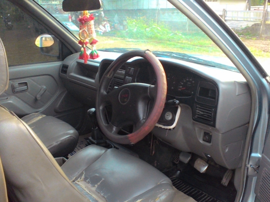 ขายด้าก้อนอายแคป เครื่อง2.5 ล้อแมก แมคลายเนอ แอร์เย็น สีสวย เพลงเพราะ 149000บาท