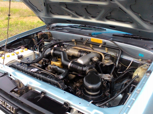 ขายด้าก้อนอายแคป เครื่อง2.5 ล้อแมก แมคลายเนอ แอร์เย็น สีสวย เพลงเพราะ 149000บาท