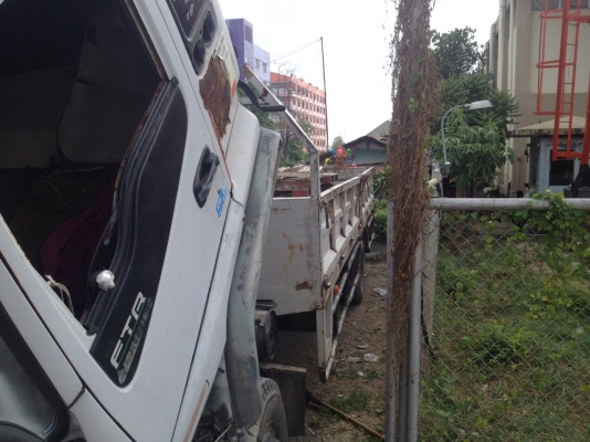 ขาย6ล้อFTR195ยูโรวันกระบะยาว7.2เมตรพร้อมใช้พร้อม