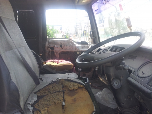 ขาย6ล้อFTR195ยูโรวันกระบะยาว7.2เมตรพร้อมใช้พร้อม