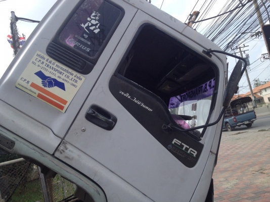 ขาย6ล้อFTR195ยูโรวันกระบะยาว7.2เมตรพร้อมใช้พร้อม