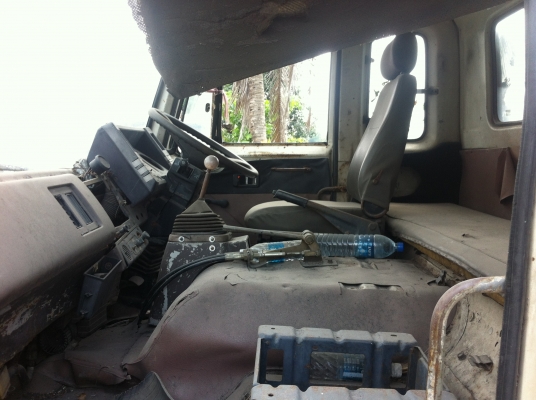 ขายรถบรรทุกสิบล้อดั้มเพลาเดียว