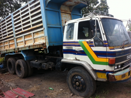 ขายรถบรรทุกสิบล้อดั้มเพลาเดียว