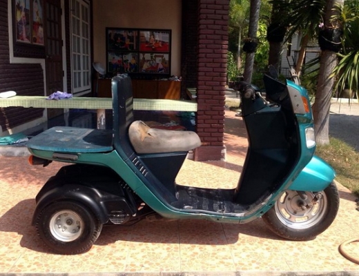 ขาย Honda canopy 3ล้อ เครื่องติดเฟืองท้ายไม่หอน ล็อคเบรคได้ สตราทมือ+เท้าใช้ได้