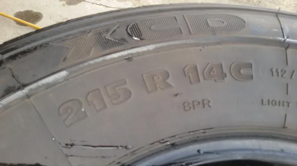 ขายยาง215 R14 XCDปี14คู่ละ-3800