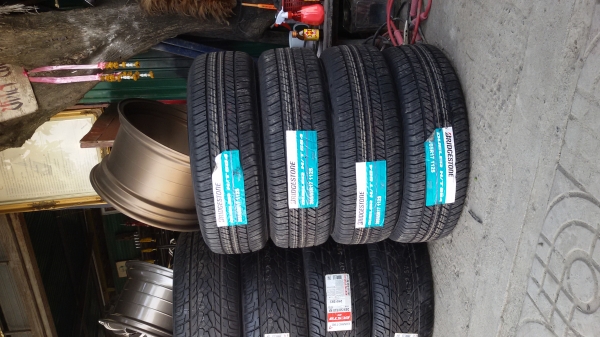 ขายยางใหม่ 265 65 17 บิสโตนเส้นละ5400