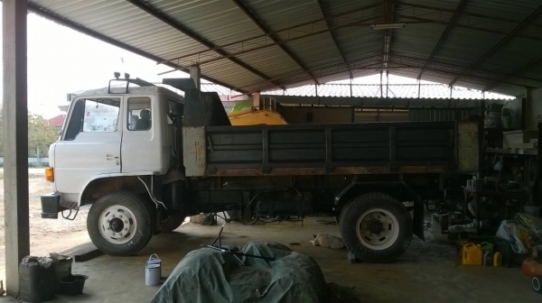 ขาย 6 ล้อดั้มยาง 900 KR360 เครื่อง EH100 150 แรงม้า ดั้มยาว 4 เมตร เฟืองท้ายใหญ่ พวงมาลัยพาวเวอร์ ทะเบียนพร้อม