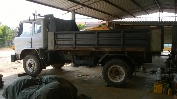 ขาย 6 ล้อดั้มยาง 900 KR360 เครื่อง EH100 150 แรงม้า ดั้มยาว 4 เมตร เฟืองท้ายใหญ่ พวงมาลัยพาวเวอร์ ทะเบียนพร้อม ขาย 6 ล้อดั้มยาง 900 KR360 เครื่อง EH100 150 แรงม้า ดั้มยาว 4 เมตร เฟืองท้ายใหญ่ พวงมาลัยพาวเวอร์ ทะเบียนพร้อม