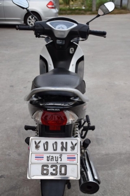 ฮอนด้า เวฟ 125s ไฟเลี้ยวข้าง สีขาว-ดำ ปี 50 สภาพสวย เดิม ๆ ฮอนด้า เวฟ 125s ไฟเลี้ยวข้าง สีขาว-ดำ ปี 50 สภาพสวย เดิม ๆ