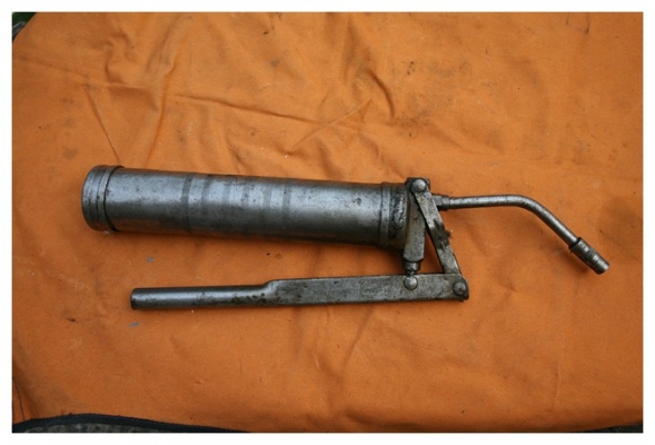 ขายกระบอกอัดจารบียี่ห้อ ARO made in USA