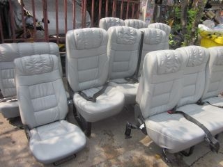 เบาะรถตู้