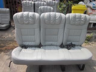 เบาะรถตู้