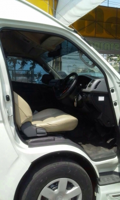 ขายรถตู้. TOYOTA  COMMUTER  CNG  เบนซิน  2011. MT.   แต่งวีไอพีเรียบร้อย. ราคา775,000 บาท. โทร 0922726669 ตันหยง ค่ะ