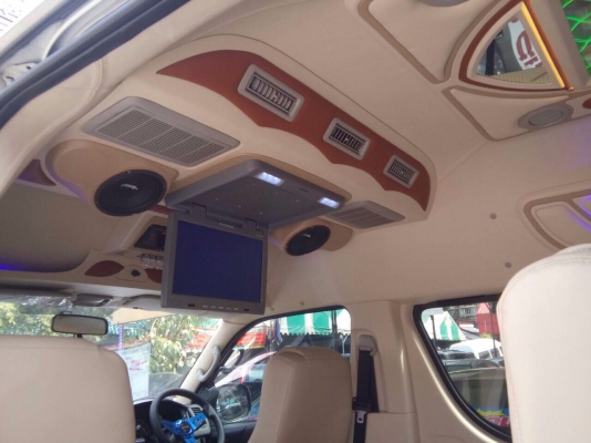 ขายรถตู้. TOYOTA  COMMUTER  CNG  เบนซิน  2011. MT.   แต่งวีไอพีเรียบร้อย. ราคา775,000 บาท. โทร 0922726669 ตันหยง ค่ะ