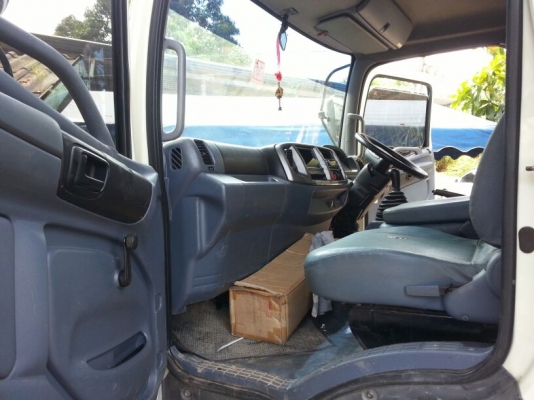 รถฮีโน่ 6 ล้อดั้ม  175 แรงม้า ปี 53  ( รถวิ่ง 9x,xxx กม. )   สนใจติดต่อ  081 - 6079515