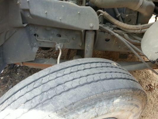 รถฮีโน่ 6 ล้อดั้ม  175 แรงม้า ปี 53  ( รถวิ่ง 9x,xxx กม. )   สนใจติดต่อ  081 - 6079515