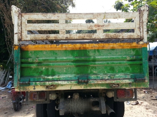 รถฮีโน่ 6 ล้อดั้ม  175 แรงม้า ปี 53  ( รถวิ่ง 9x,xxx กม. )   สนใจติดต่อ  081 - 6079515