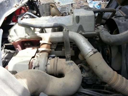 รถฮีโน่ 6 ล้อดั้ม  175 แรงม้า ปี 53  ( รถวิ่ง 9x,xxx กม. )   สนใจติดต่อ  081 - 6079515