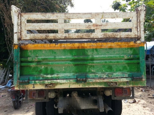 รถฮีโน่ 6 ล้อดั้ม  175 แรงม้า ปี 53  ( รถวิ่ง 9x,xxx กม. )   สนใจติดต่อ  081 - 6079515