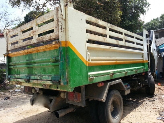 รถฮีโน่ 6 ล้อดั้ม  175 แรงม้า ปี 53  ( รถวิ่ง 9x,xxx กม. )   สนใจติดต่อ  081 - 6079515