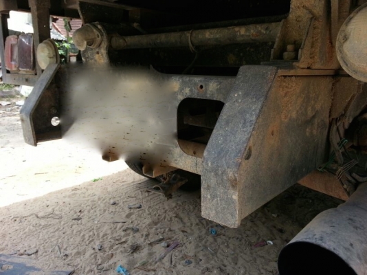 รถฮีโน่ 6 ล้อดั้ม  175 แรงม้า ปี 53  ( รถวิ่ง 9x,xxx กม. )   สนใจติดต่อ  081 - 6079515