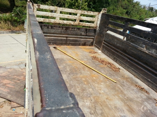 รถฮีโน่ 6 ล้อดั้ม  175 แรงม้า ปี 53  ( รถวิ่ง 9x,xxx กม. )   สนใจติดต่อ  081 - 6079515