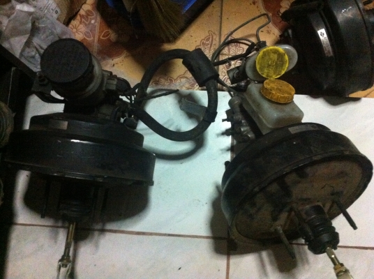 ขายหม้อลมเบรกอีซุซุทูรเปอร์เก่าญี่ปุ่นใส่อีซุซุTFRได้คับ ขายหม้อลมเบรกอีซุซุทูรเปอร์เก่าญี่ปุ่นใส่อีซุซุTFRได้คับ