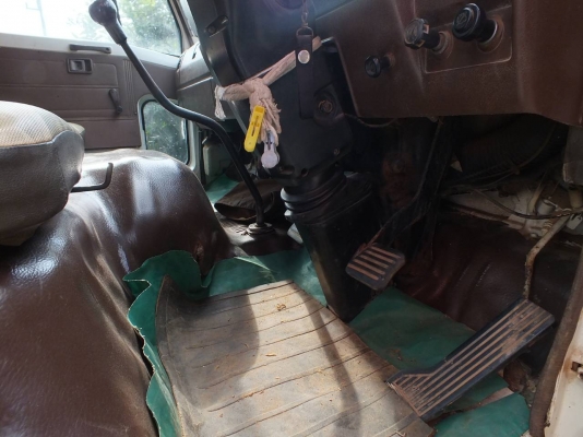 หกล้อดั้ม HiNo FC171-EH700-168แรงปี38ประกอบ สภาพดีสวยพร้อมลุย เอกสาร ทะเบียนพร้อมโอน ราคา480,000บ ราคาคุยกันได้ครับ