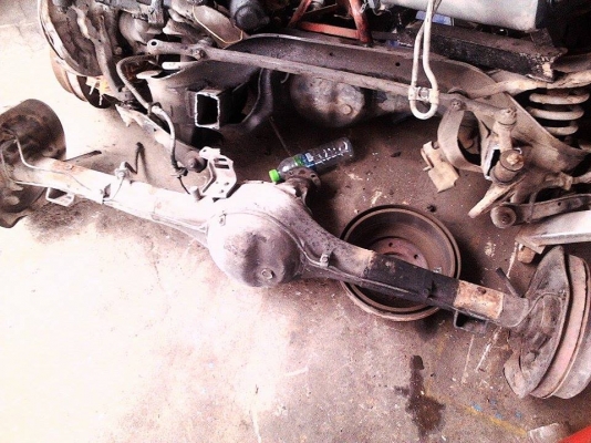 เพลาท้าย  L200 ขาย  6500