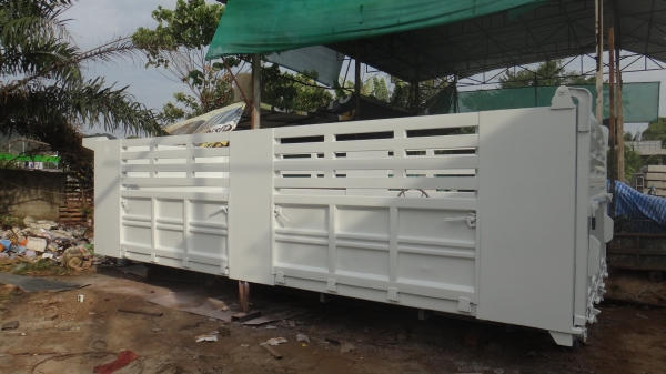 ขายดั๊มสามมิตร สภาพ 85 \% ราคาถูก