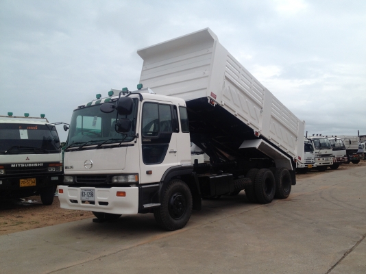 มี HINO PROFIA เครื่อง K13C P11C PO9C กระบะดั้มพ์ดิน 320-360 แรงม้าระบบน้ำมัน กระบะดั้มพ์ดิน สวยๆพร้อมทะเบียน ขายไม่แพง ราคาคุยกันได้ทุกเงื่อนไข