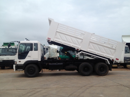 มี HINO PROFIA เครื่อง K13C P11C PO9C กระบะดั้มพ์ดิน 320-360 แรงม้าระบบน้ำมัน กระบะดั้มพ์ดิน สวยๆพร้อมทะเบียน ขายไม่แพง ราคาคุยกันได้ทุกเงื่อนไข