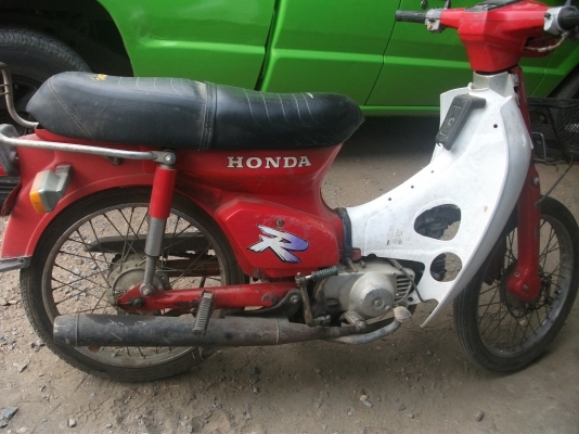 มอไซค์ ฮอนด้า เก่าเก่า 90ซีซี 4จังหวะ