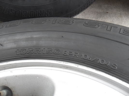 ล้อแม็ก 15นิ้ว 5รู114 พร้อมยาง สวยๆ 4 ล้อ ราคา 4000 บาท ล้อแม็ก 15นิ้ว 5รู114 พร้อมยาง สวยๆ 4 ล้อ ราคา 4000 บาท