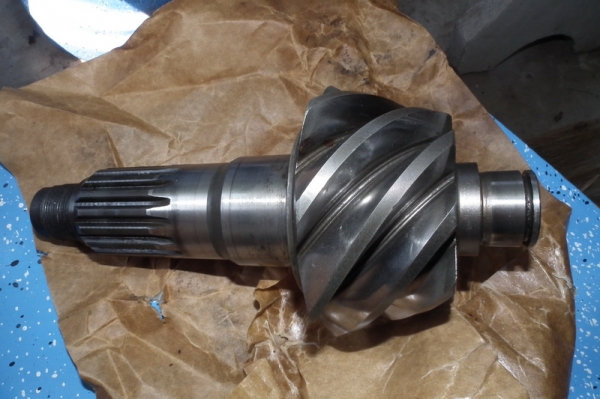 ขายเฟืองท้ายและเดือยหมู ISUZU FBR-838