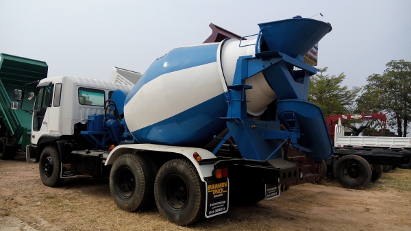 ขาย รถโม่ปูน 5 คิว  HINO PROFIA เครื่อง K13D 260 แรงม้าระบบน้ำมัน เครื่องมาพร้อมเพลาปั่นโม่ ราคากันเองพรอมใช้แล้ว พร้อมทะเบียน หาอยู่รีบเลยค่ะ ติดต่อได้ที่ วิยะดาคนสวยนะคะ