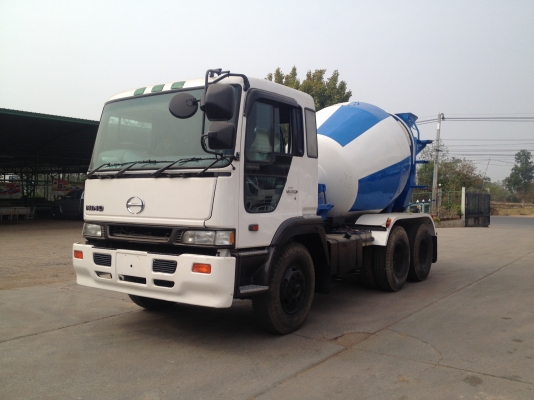 ขาย รถโม่ปูน 5 คิว  HINO PROFIA เครื่อง K13D 260 แรงม้าระบบน้ำมัน เครื่องมาพร้อมเพลาปั่นโม่ ราคากันเองพรอมใช้แล้ว พร้อมทะเบียน หาอยู่รีบเลยค่ะ ติดต่อได้ที่ วิยะดาคนสวยนะคะ